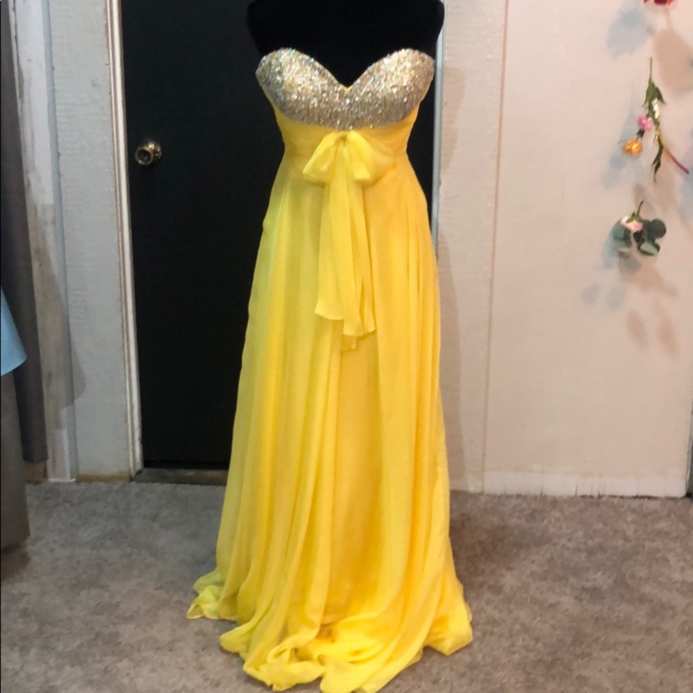 Prom dress